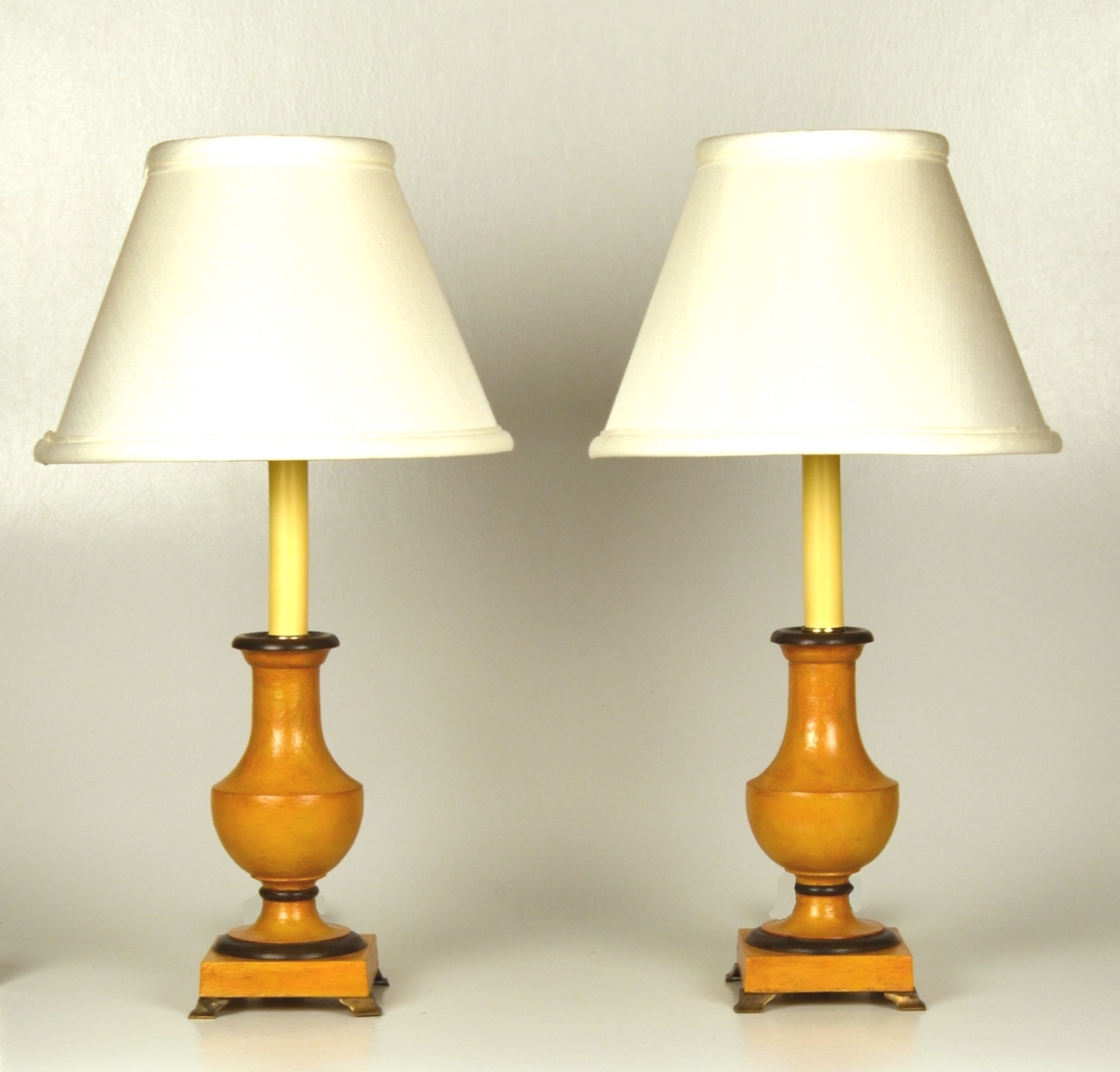 Robert Morrissey Antiques: Pair of Turned Wood Baluster Lamps