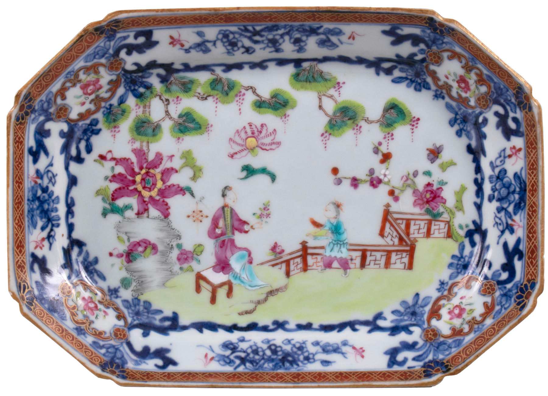 Small Chinese Export Platter from the Van Cortlandt Service, c. 1770