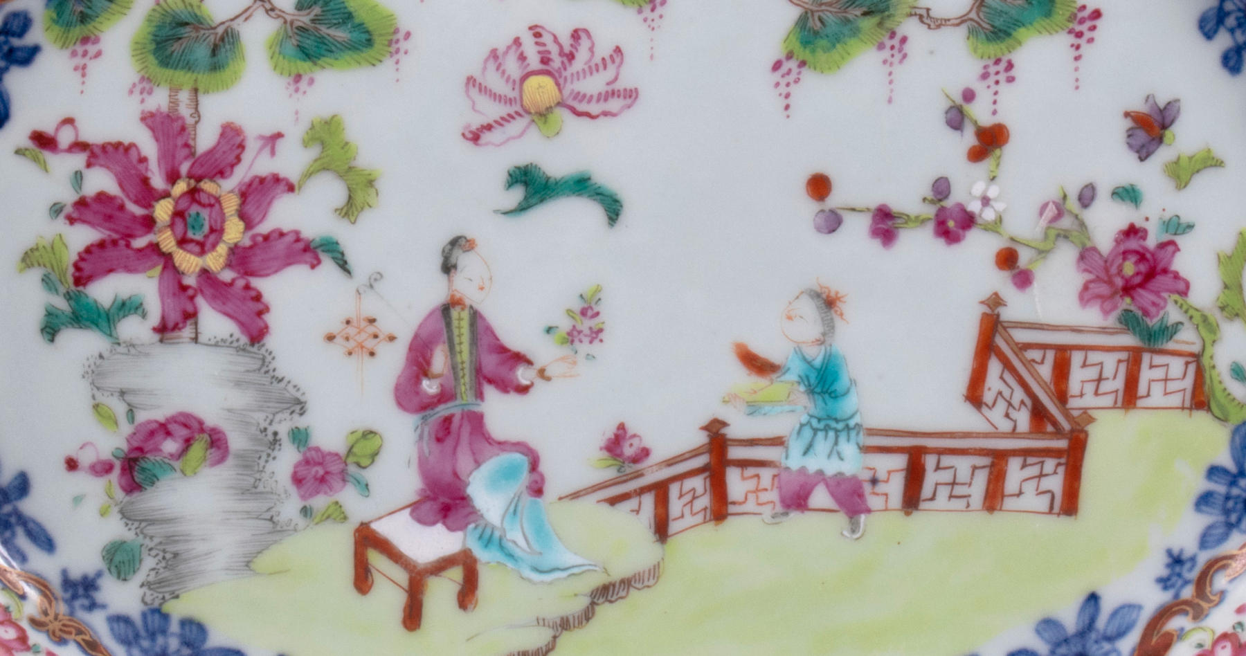 Small Chinese Export Platter from the Van Cortlandt Service, c. 1770