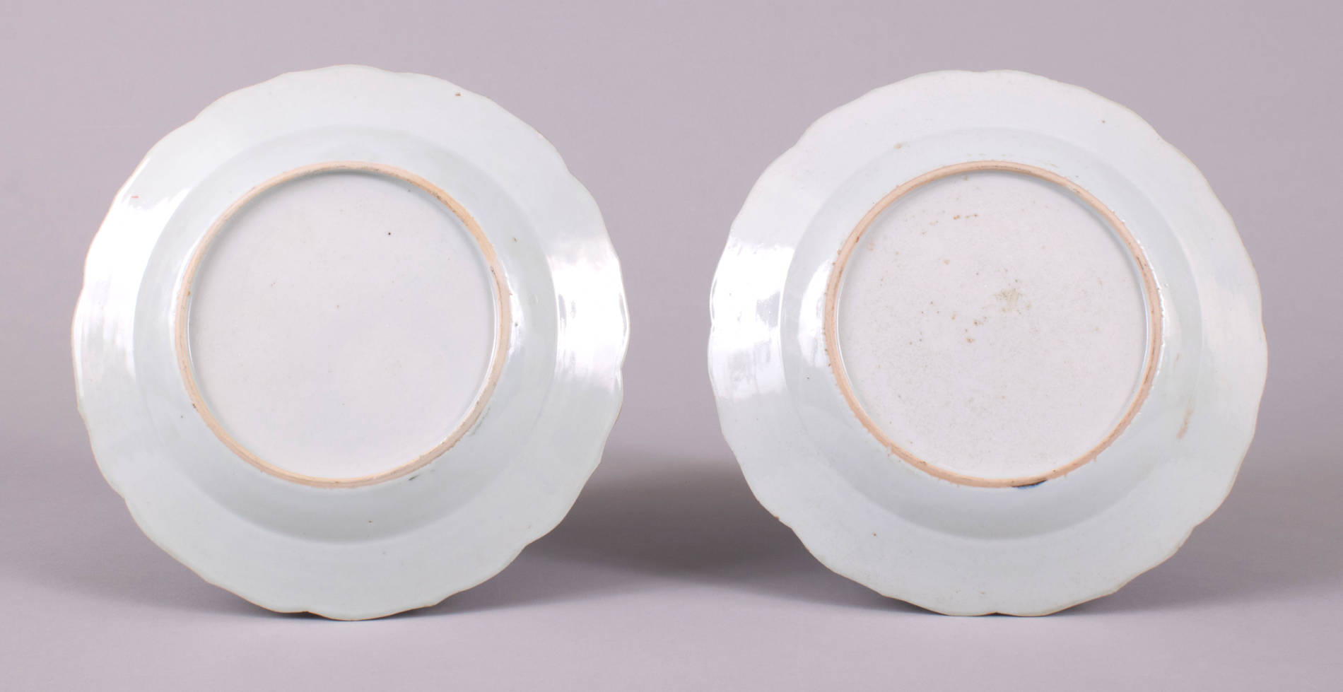 Pair of Chinese Export Pseudo Tobacco Leaf Plates, c. 1775